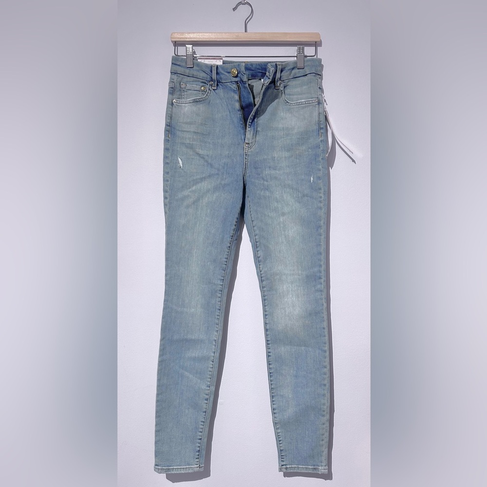 💎 2/$50  NWT H&M high rise super skinny ankle jeans (light medium blue)